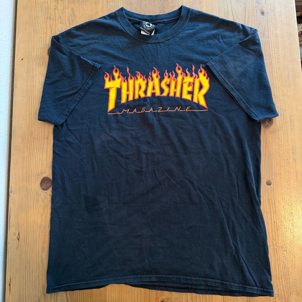 Thrasher Magazine Flame Logo Shirt Mens Large Black Short Sleeve‎ Skate Tee